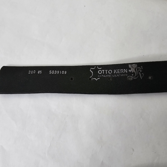 Otto Kern Silver, Black & Metal Leather Belt Large Silver Buckle - Picture 8 of 8